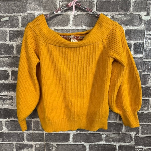 Moth by Anthropologie Off the Shoulder Sweater mustard gold ribbed - Picture 2 of 12